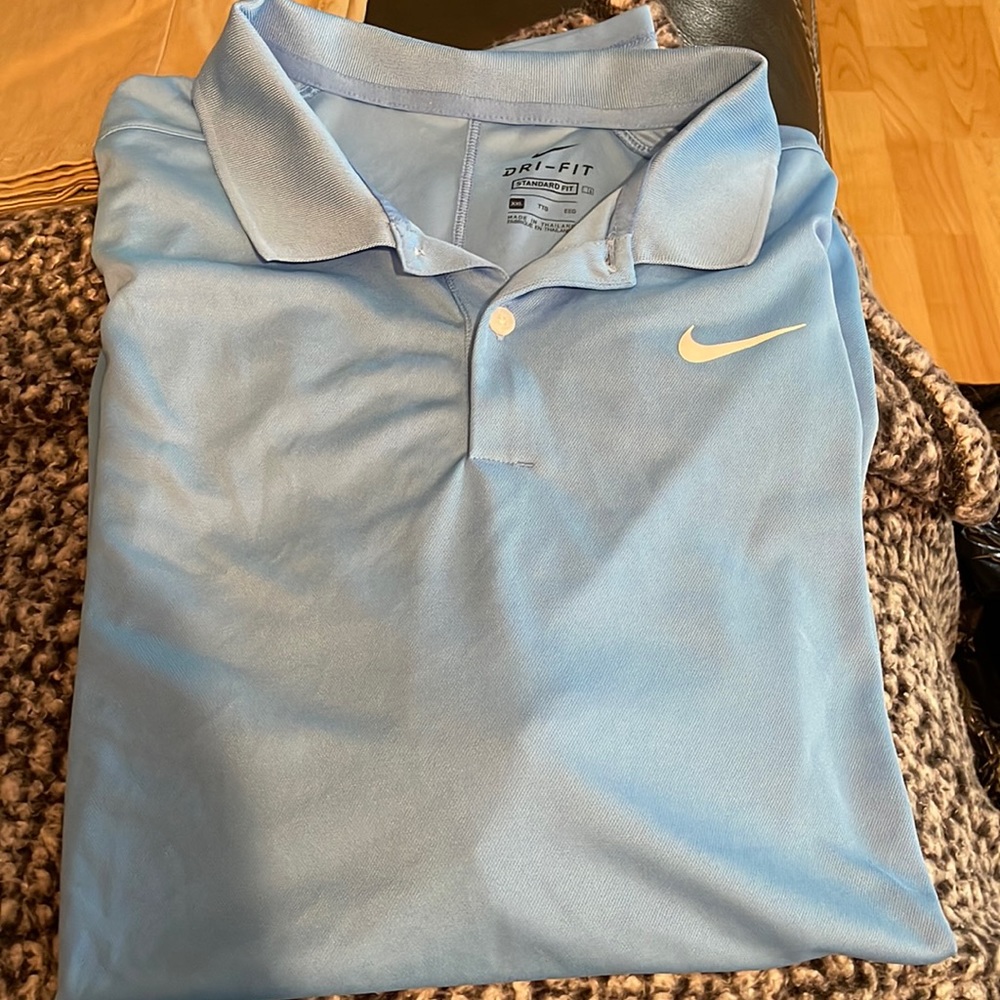 Silky Nike shirt